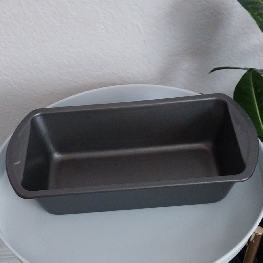 Non-Stick Gray Loaf Pan
